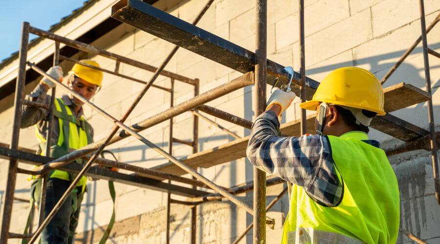 Professional residential roofers in Maple, WI